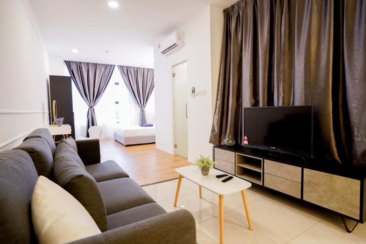 Itcc Manhattan Suites By Pinstay Penampang エクステリア 写真